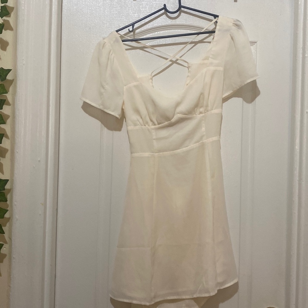 Baley rose brand, dress was never used